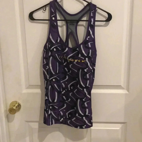 Live strong tank - Picture 1 of 3